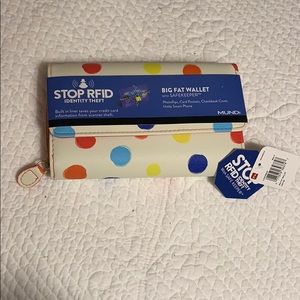 Brand New Mundi Wallet